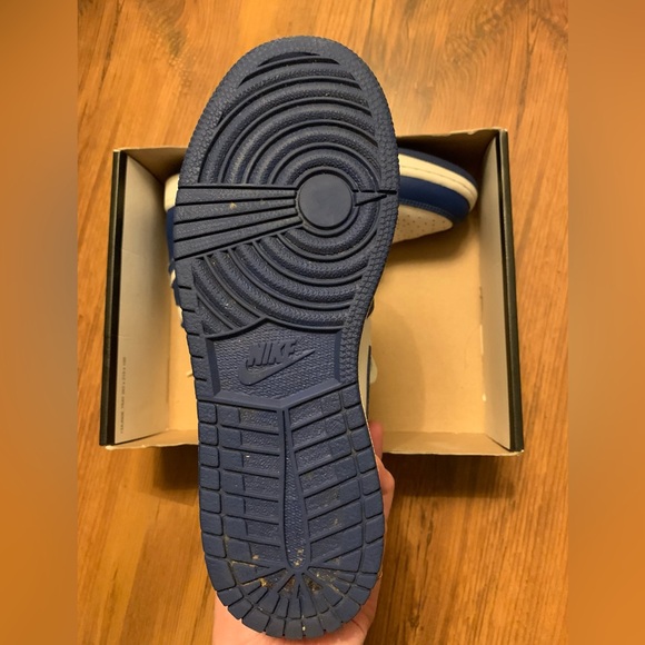 NIKE JORDAN 1 HIGH - Picture 2 of 7